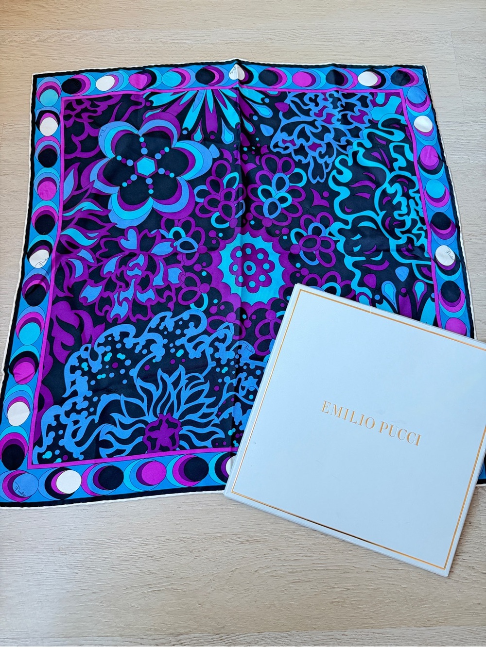 Emilio Pucci Blue Purple Floral 100% Silk Square Scarf – One Size